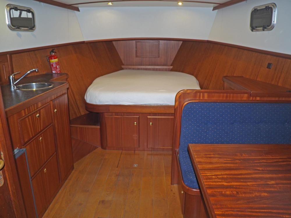 Fore ship, Accommodation